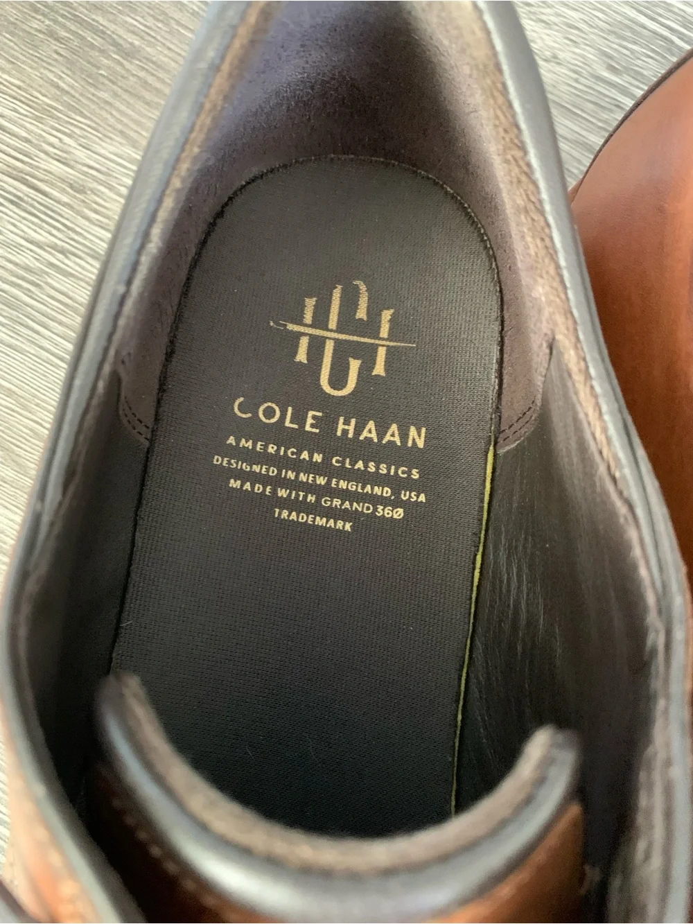 Cole Haan American classic Men's Brown Leather Derby Shoes  Lace-Up
